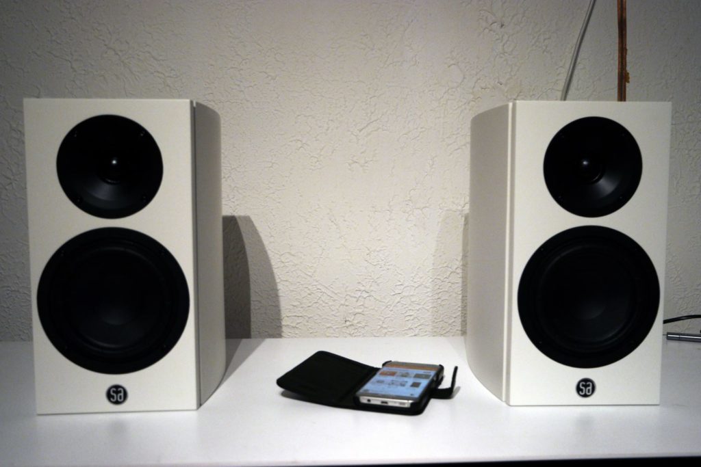 Test enceinte connectée haute fidélité System Audio Legend 5 Silverback